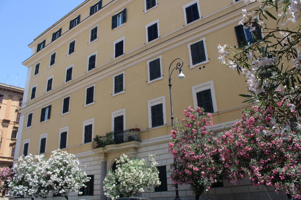 Colosseum New Charming Apartment Rome Exterior photo